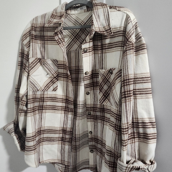 ‼️SALE ‼️WOMEN BUNDLE - Picture 13 of 16